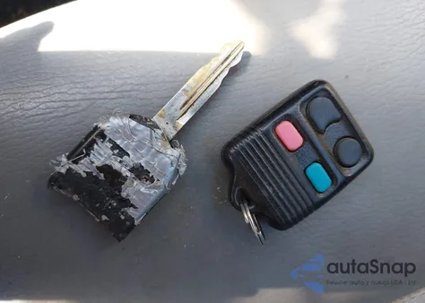 2005 Ford Mustang Gt Deluxe/Gt Premium from USA, damaged, VIN 1ZVFT82H155200458